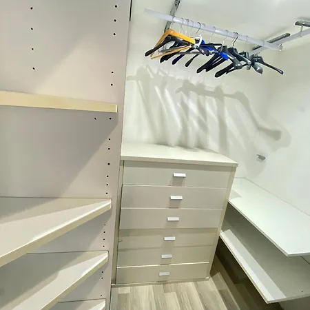 Lugano Home Apartman *
