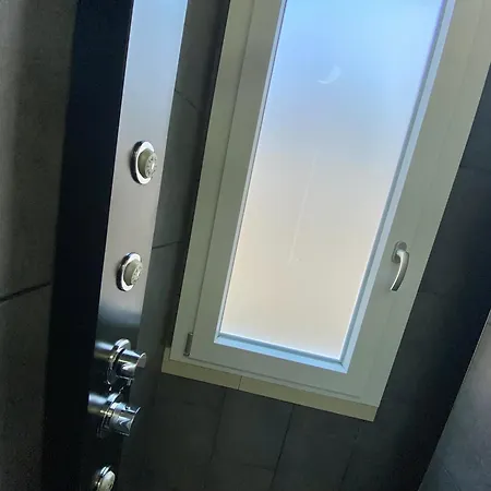 Lugano Home Apartman