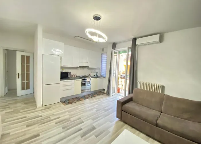 Lugano S&s Home, Moderna E Tranquilla, Vicino Al Centro Di Milano, Con Parcheggio Gratuito Esterno